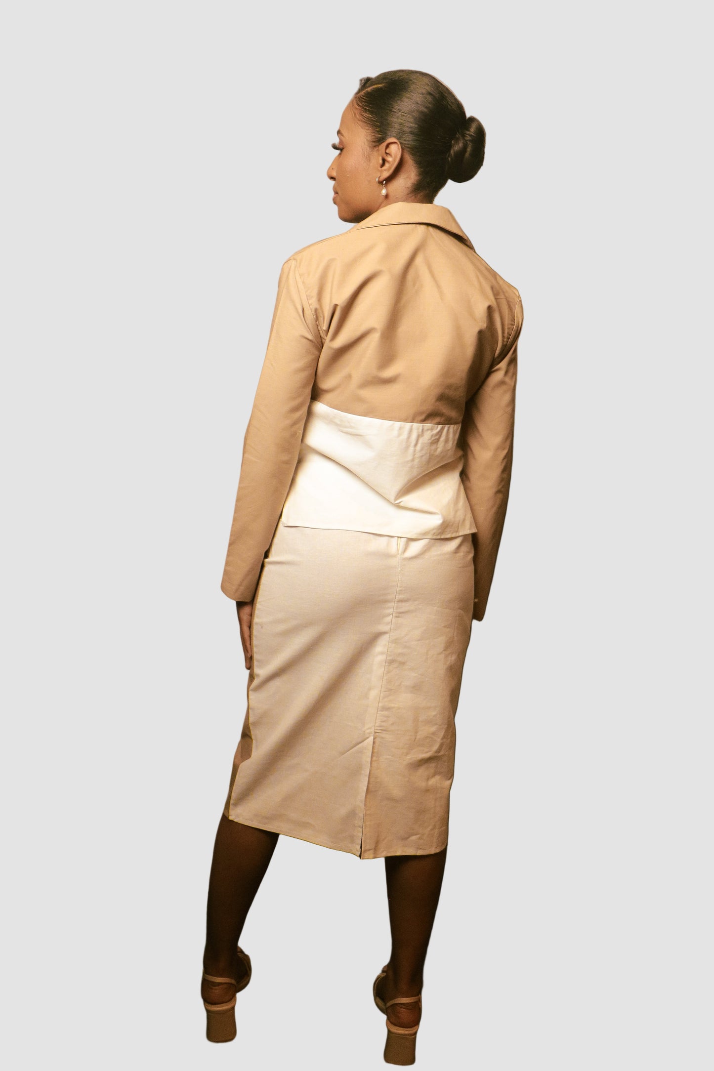 Mocha Mouse White Cotton Blazer